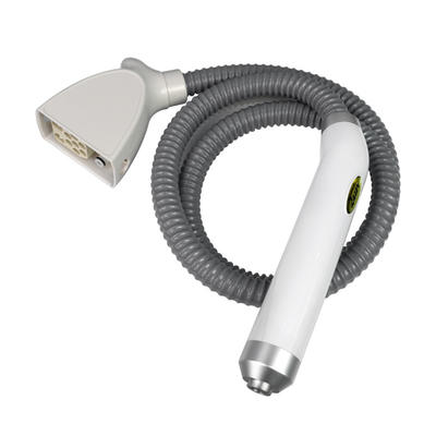 Picosecond Nd YAG / เครื่องเลเซอร์ CO2 แบ่งส่วน สําหรับการรักษาของแผลเป็นหลังการเผาไหม้