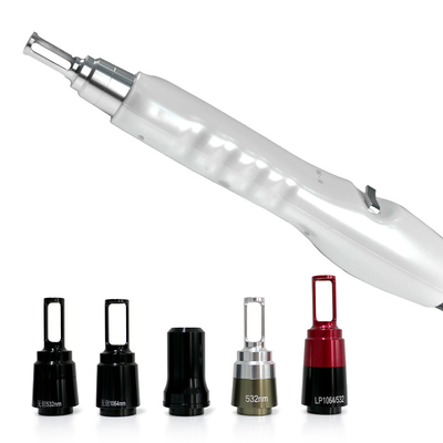 OEM การกําจัดผม การกําจัดรอยสัก เครื่องกระชับผิว 3 มือ RF Elight IPL Nd Yag Laser 5 ใน 1 เครื่องทําความงามหลายฟังก์ชัน