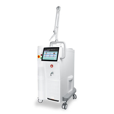 เครื่องเลเซอร์ CO2 Fractional สำหรับใช้ในบ้าน 10600nm เครื่องเลเซอร์ความงาม CO2 Fractional